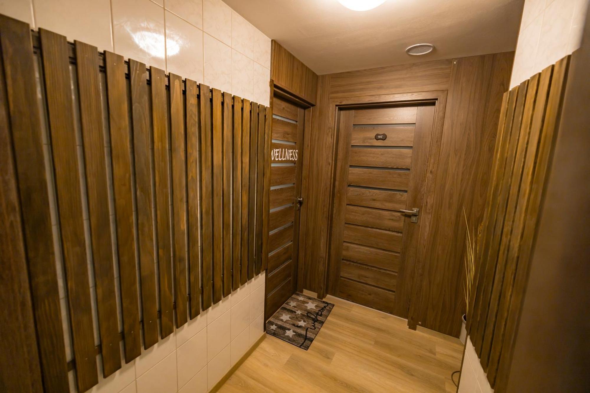 Apartmany Nezarka A Privatni Wellness Jindrichuv Hradec Exterior photo