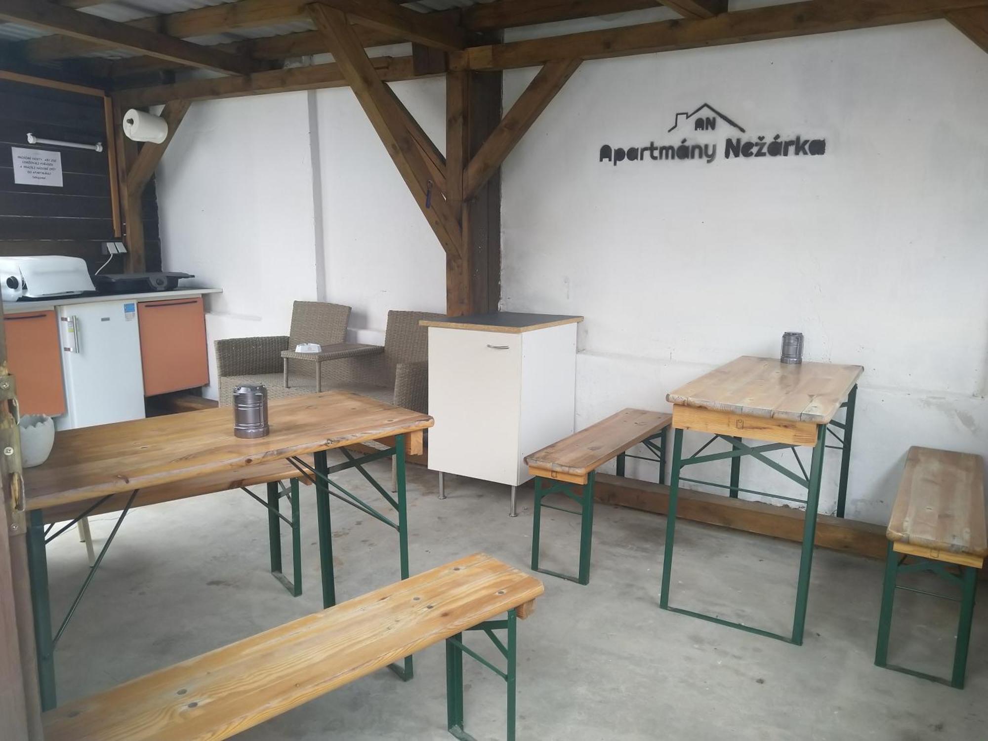 Apartmany Nezarka A Privatni Wellness Jindrichuv Hradec Exterior photo
